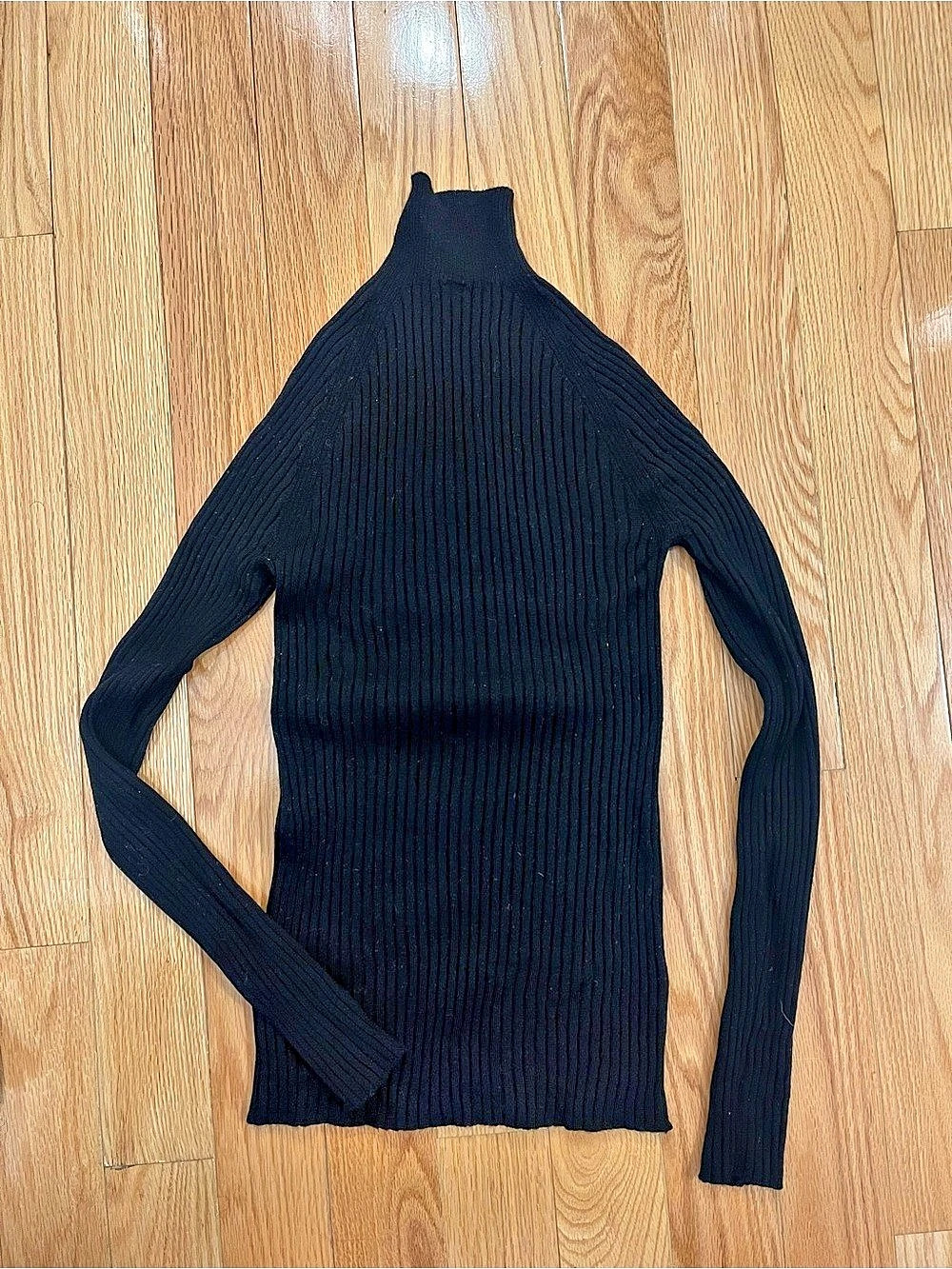100% Wool UNIQLO Ribbed Turtleneck Sweater Black Medium
